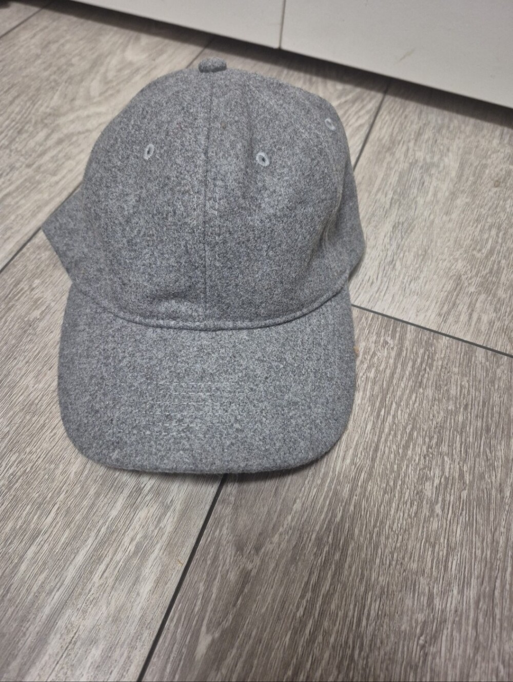 Time & Tru Women's Gray Color Wool-blend Baseball Cap With Adjustable Strap. OS